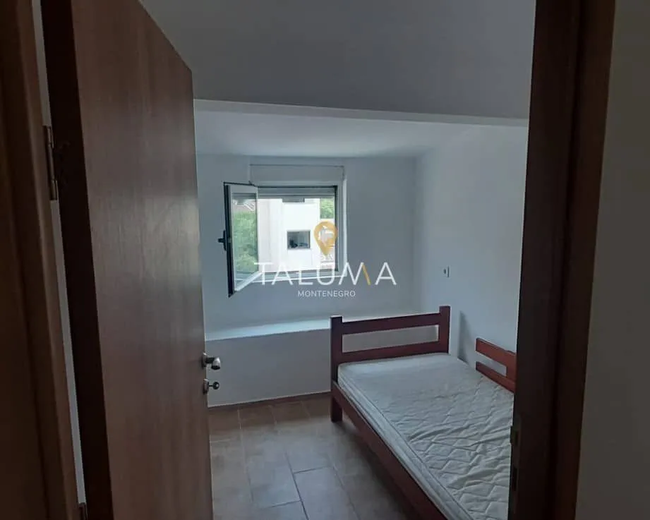 Prodaja, trosoban stan, 75m², Centar, Podgorica