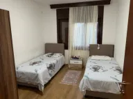 Rent, three bedroom apartment, 110m², City Kvart, Podgorica - image 9