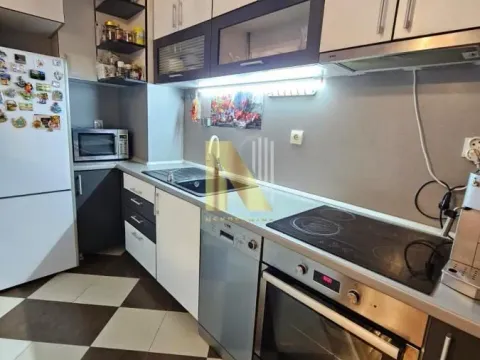 Rent, two bedroom apartment, 69m², Nova Detelinara, Novi Sad Sve Podlokacije - image 9