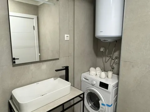 Izdavanje, stan, 37m², Momišići, Podgorica - image 7