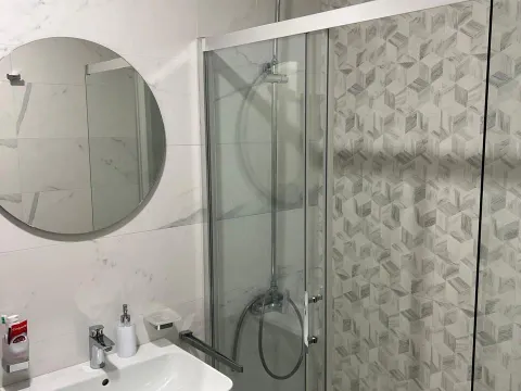 Izdavanje, jednosoban stan, 49m², Central Point, Podgorica - image 7