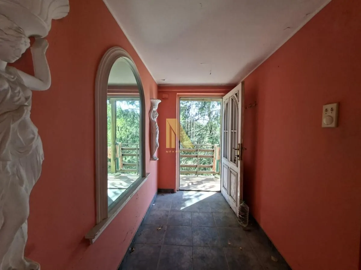 Prodaja, kuća, 200m², Rumenka, Novi Sad Sve Podlokacije