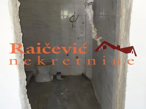 Prodaja, trosoban stan, 66m², Voždovac Sve Podlokacije, Beograd - image 12