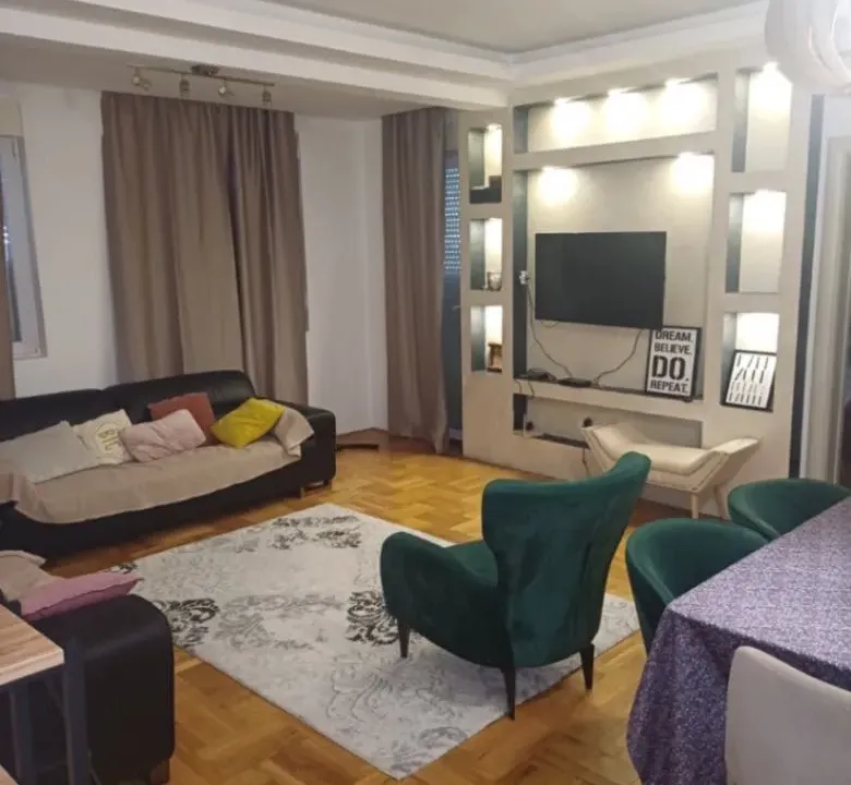 Izdavanje, dvosoban stan, 65m², Ljubović, Podgorica