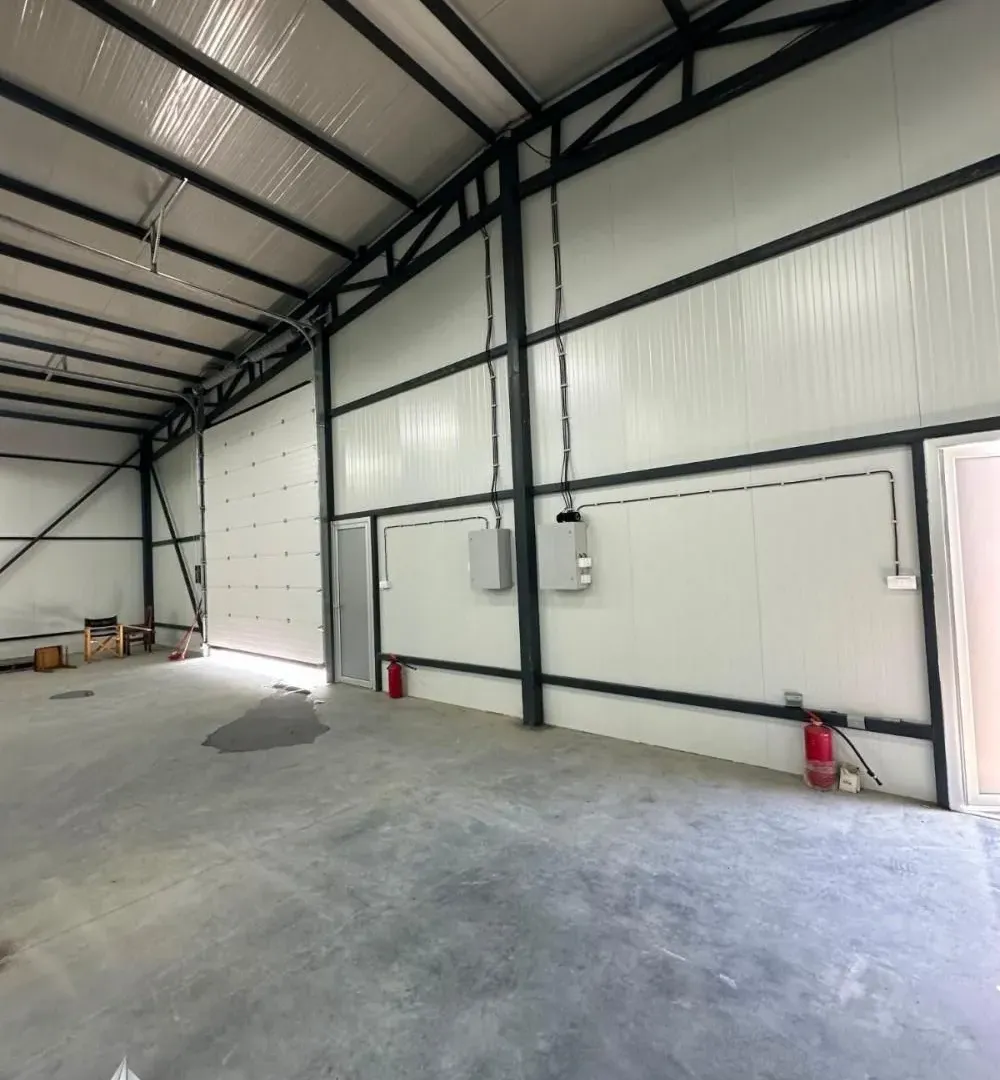 Rent, office space, 372m², Čukarica, Beograd