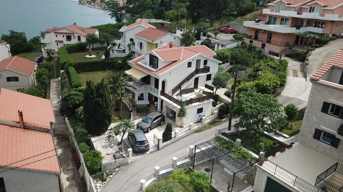 Sale, house, 230m², Prčanj, Kotor