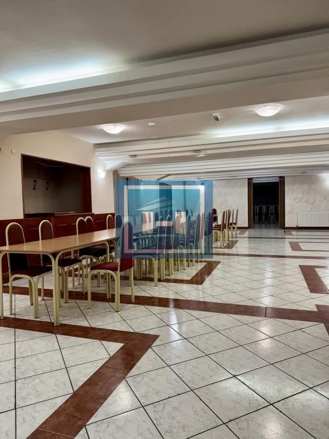 Prodaja, ugostiteljski objekat, 1560m², Despotovac, Srbija