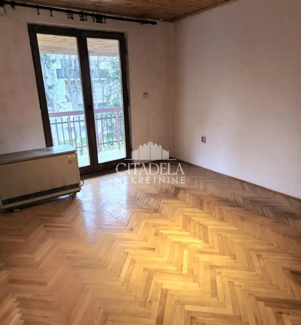 Prodaja, trosoban stan, 75m², Cerak, Beograd