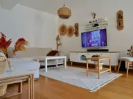Rent, three bedroom apartment, 86m², Dobrota, Kotor - image 7
