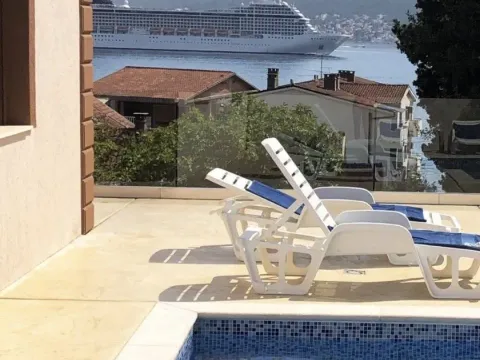 Rent, house, 140m², Baošići, Herceg Novi - image 7