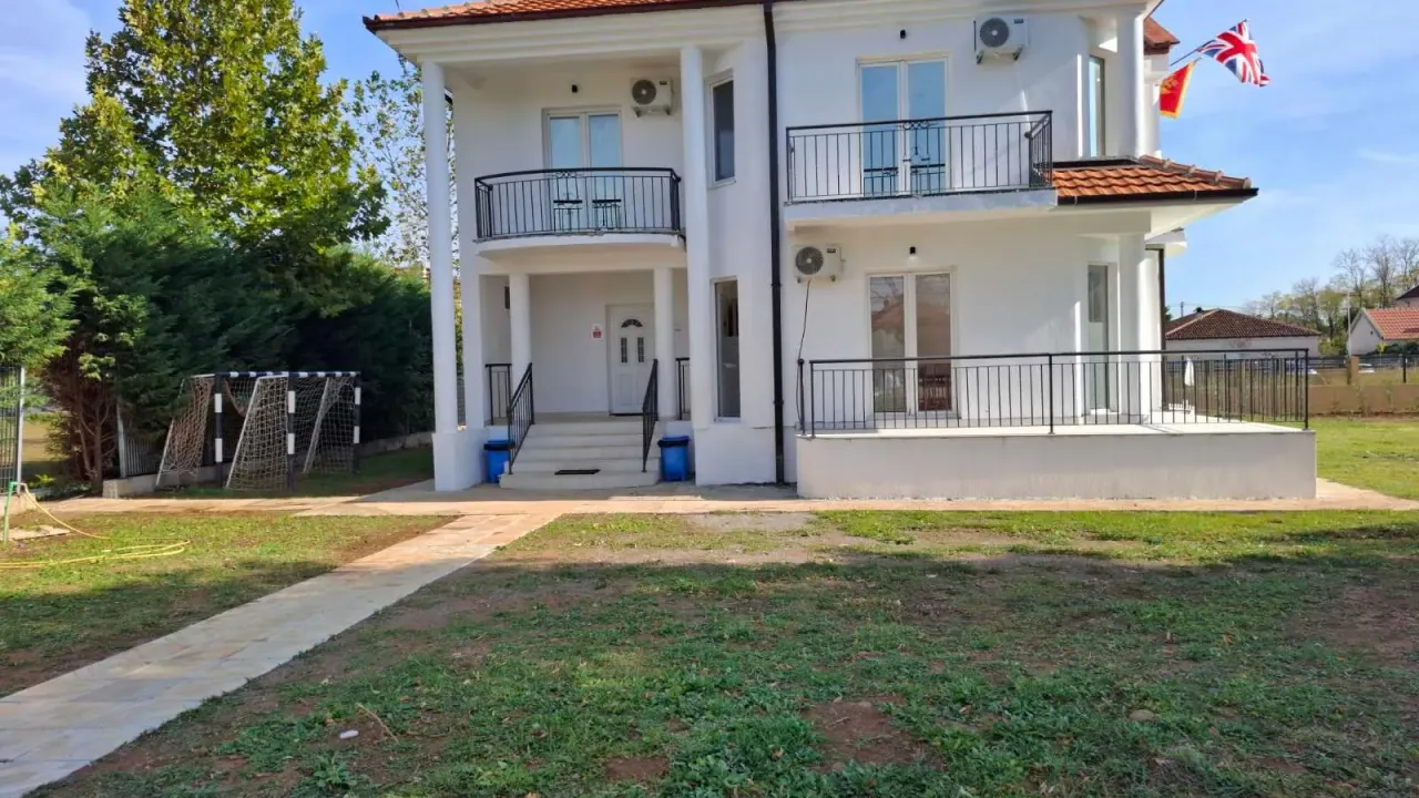 Prodaja, kuća, 360m², Zabjelo, Podgorica