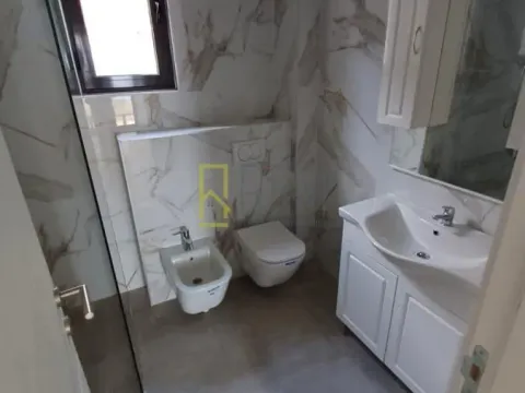 Prodaja, trosoban stan, 184m², Bečići, Budva - image 13