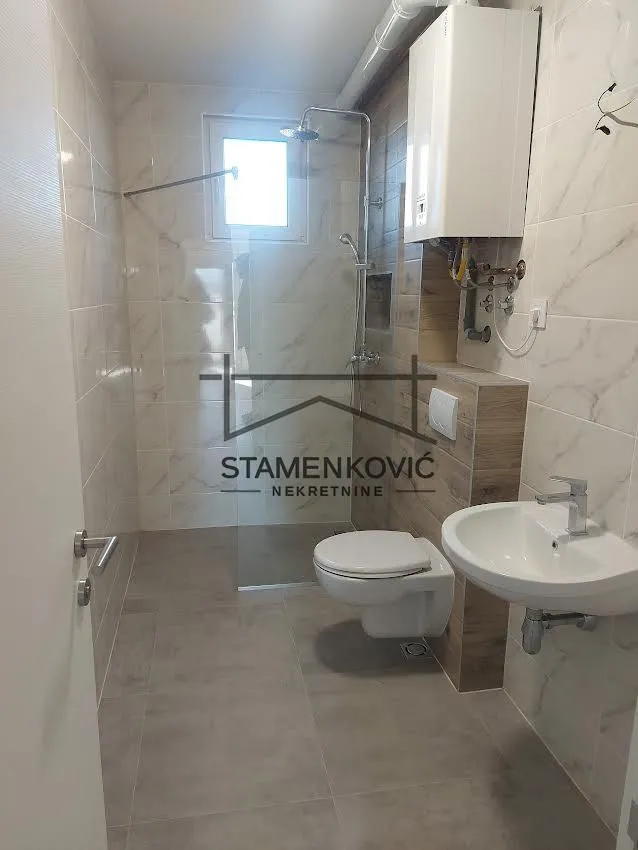 Prodaja, trosoban stan, 86m², Veternička rampa, Novi Sad Sve Podlokacije
