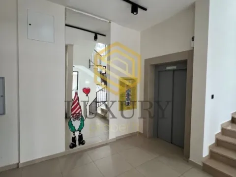 Izdavanje, jednosoban stan, 45m², City Kvart, Podgorica - image 7