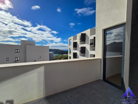 Sale, one bedroom apartment, 67m², Bečići, Budva - image 6