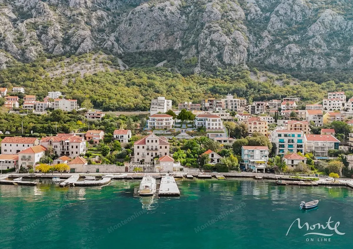 Sale, one bedroom apartment, 52m², Dobrota, Kotor