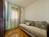 Stan na dan, trosoban stan, 98m2, Lazi, Budva