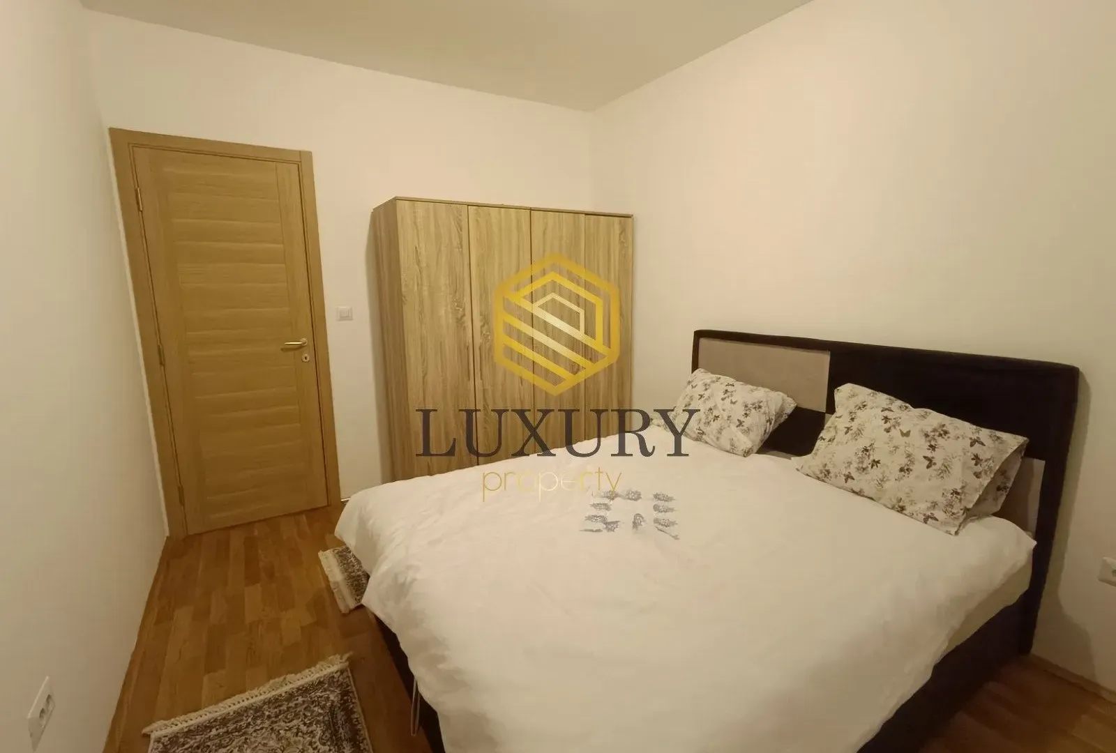 Izdavanje, jednosoban stan, 50m², Stari Aerodrom, Podgorica
