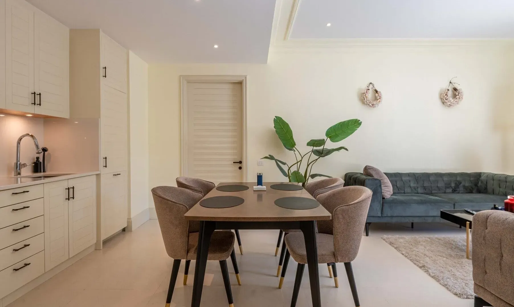 Rent, two bedroom apartment, 124m², Porto Montenegro, Tivat