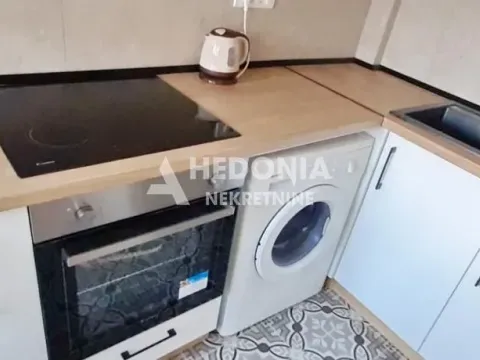 Rent, two bedroom apartment, 35m², Stari Grad, Beograd - image 11