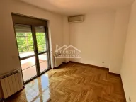Izdavanje, kuća, 303m², Košutnjak, Beograd - image 6