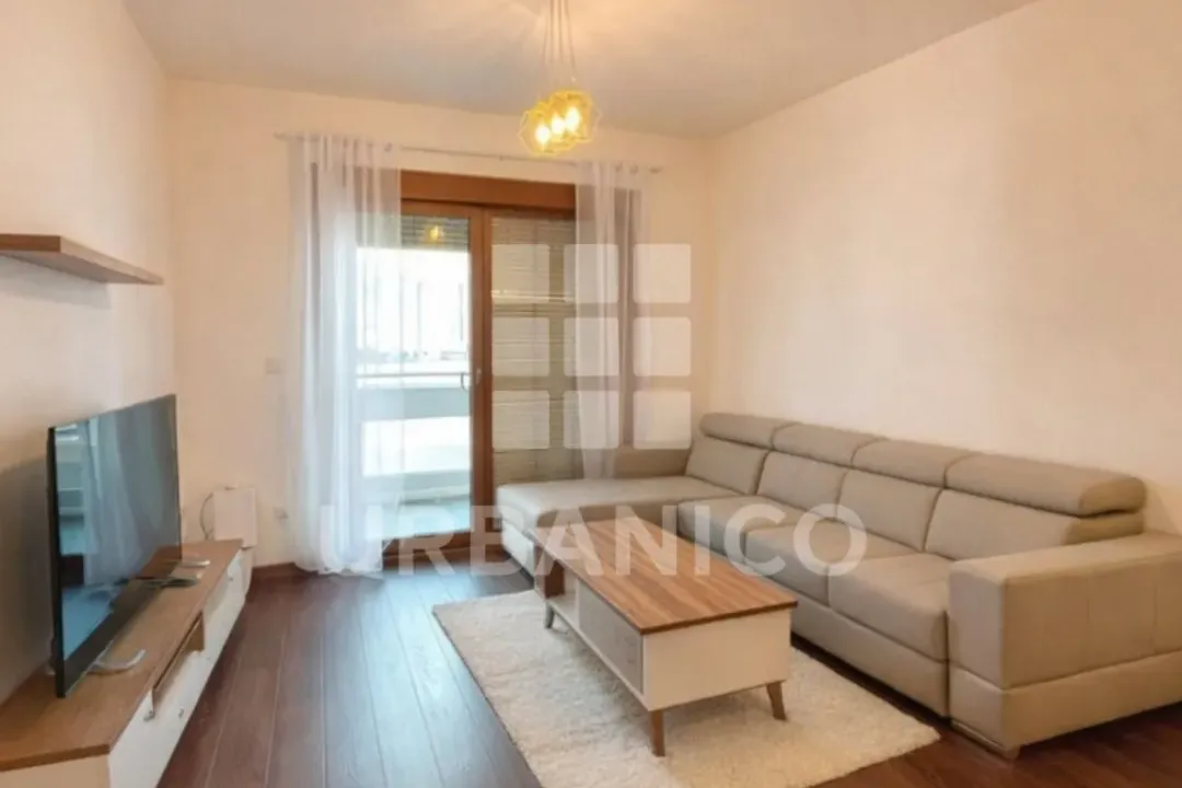 Izdavanje, dvosoban stan, 69m², Master Kvart, Podgorica