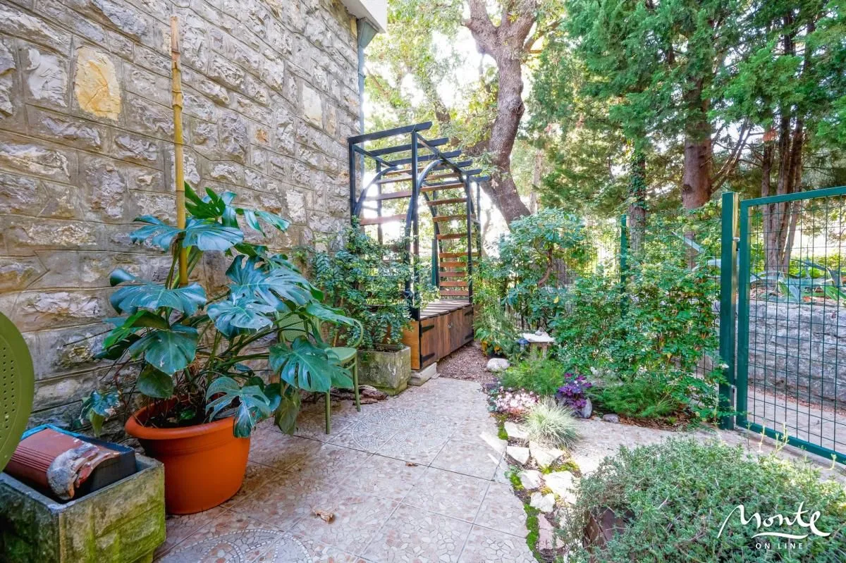 Sale, house, 67m², Petrovac, Budva