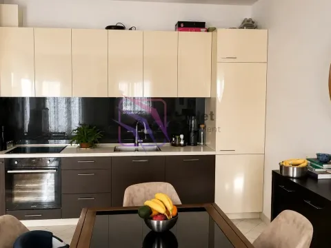 Prodaja, jednosoban stan, 54m², Vezirov Most, Podgorica - image 8