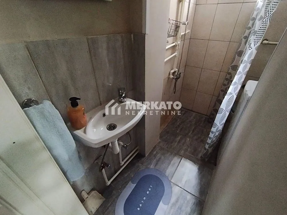 Prodaja, jednosoban stan, 23m², Šumica, Zrenjanin