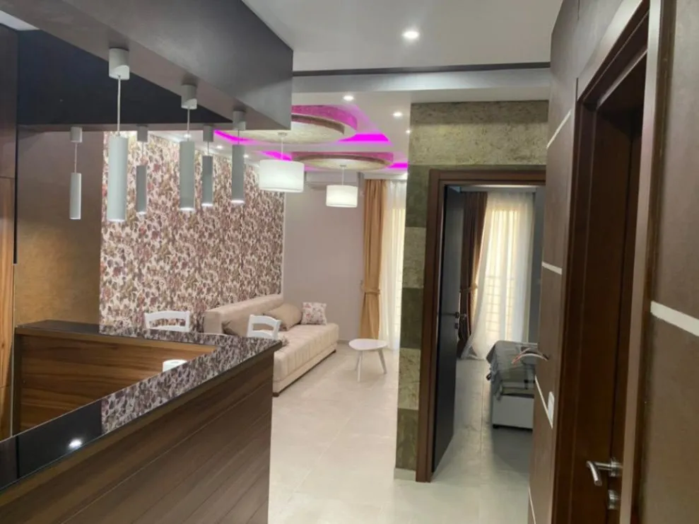 Rent, one bedroom apartment, 50m², Bulevar, Budva