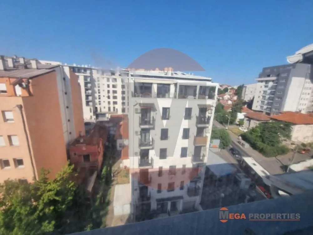 Izdavanje, trosoban stan, 93m², Lipov Lad, Zvezdara Sve Podlokacije