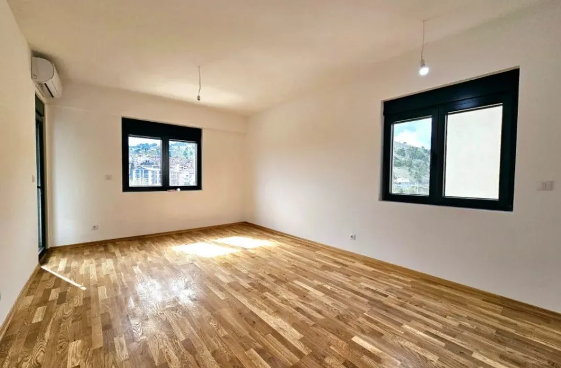 Prodaja, dvosoban stan, 64m², Zagorič, Podgorica