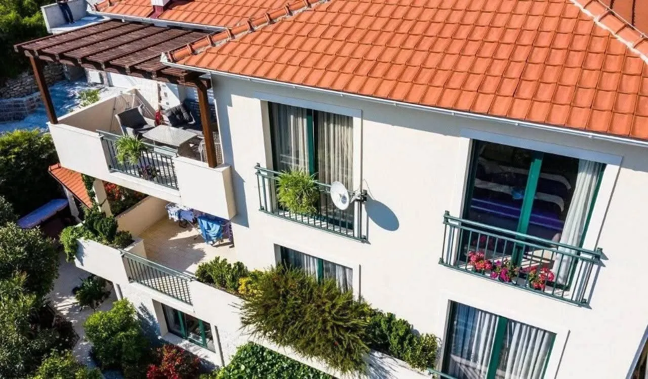 Prodaja, kuća, 240m², Donja Lastva, Tivat