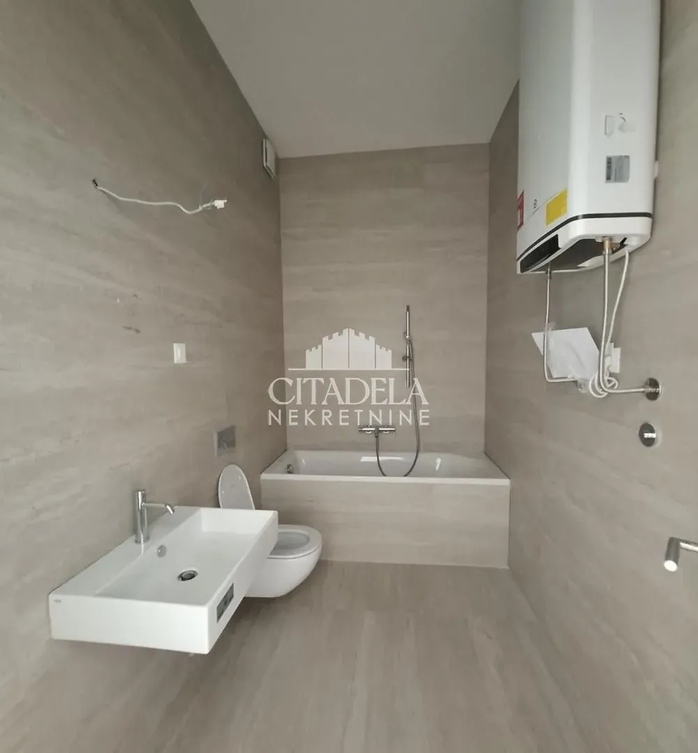 Sale, four bedroom apartment, 143m², Čukarica, Beograd