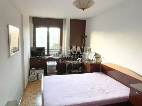 Izdavanje, četvorosoban stan, 91m², Cvetni Trg, Vračar Sve Podlokacije - image 11