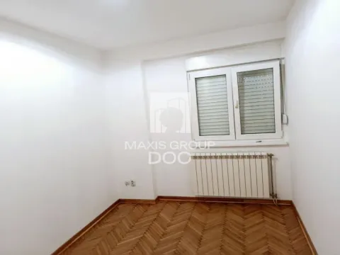 Stan in Crveni Krst