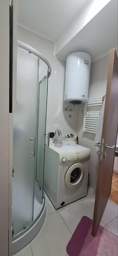 Prodaja, dvosoban stan, 50m², Nova Detelinara, Novi Sad Sve Podlokacije