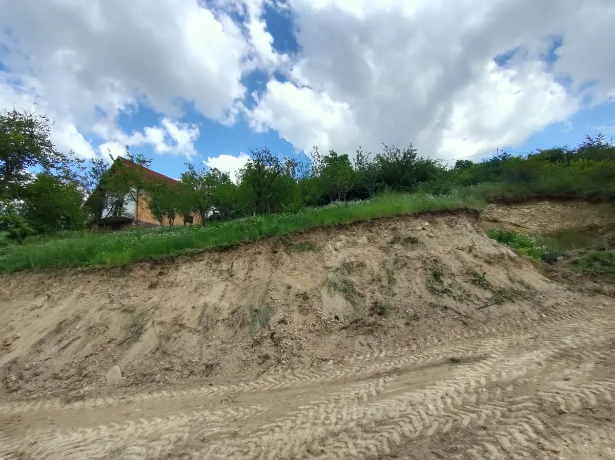 Prodaja, plac, 1500m², Rakovac, Novi Sad Sve Podlokacije