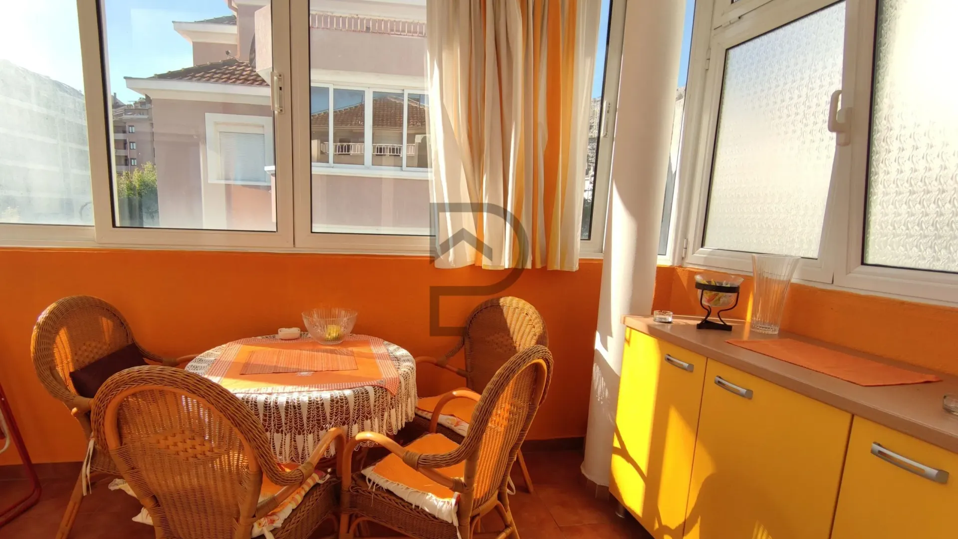 Izdavanje, jednosoban stan, 52m², Momišići, Podgorica