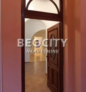 Izdavanje, kuća, 260m², Centar, Novi Sad - image 5