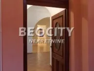 Izdavanje, kuća, 260m², Centar, Novi Sad - image 5