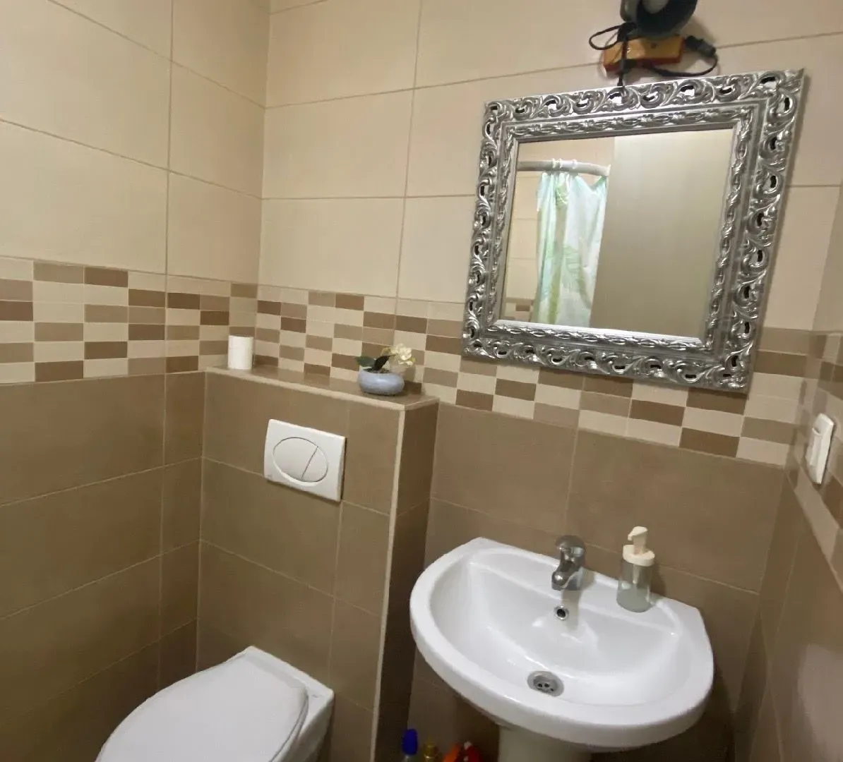 Izdavanje, jednosoban stan, 41m², Ljubović, Podgorica