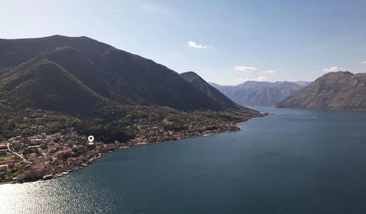 Prodaja, plac, 585m², Prčanj, Kotor