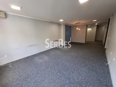 Izdavanje, četvorosoban stan, 120m², Grbavica, Novi Sad Sve Podlokacije - image 5