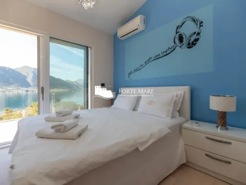 Sale, house, 300m², Sveti Stasije, Kotor - image 5