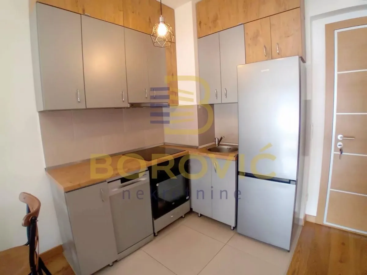 Rent, two bedroom apartment, 49m², Voždovac Sve Podlokacije, Beograd