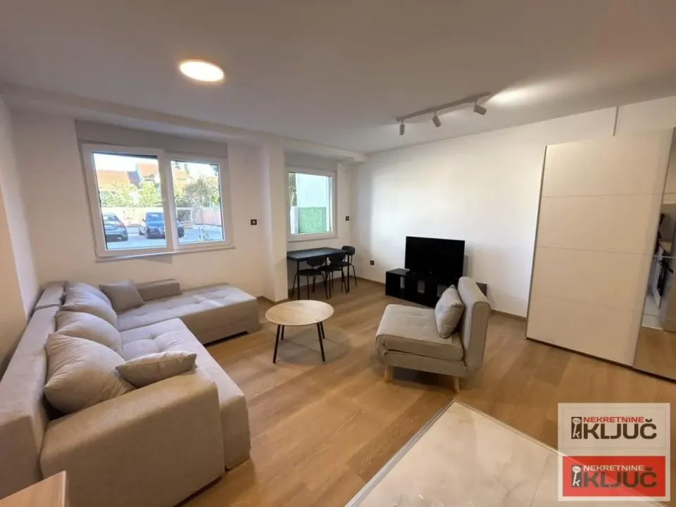 Izdavanje, garsonjera, 31m², Telep, Novi Sad Sve Podlokacije