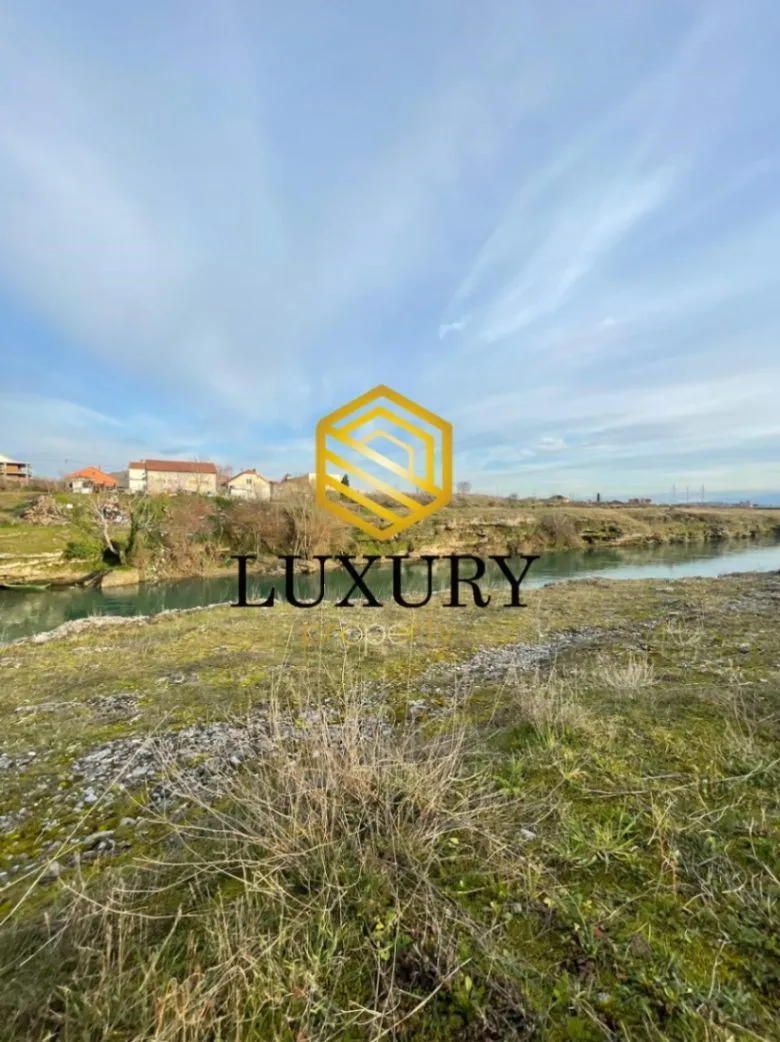 Prodaja, plac, 130000m², Donja Gorica, Podgorica