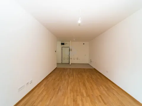 Prodaja, jednosoban stan, 48m², Stari Aerodrom, Podgorica - image 3