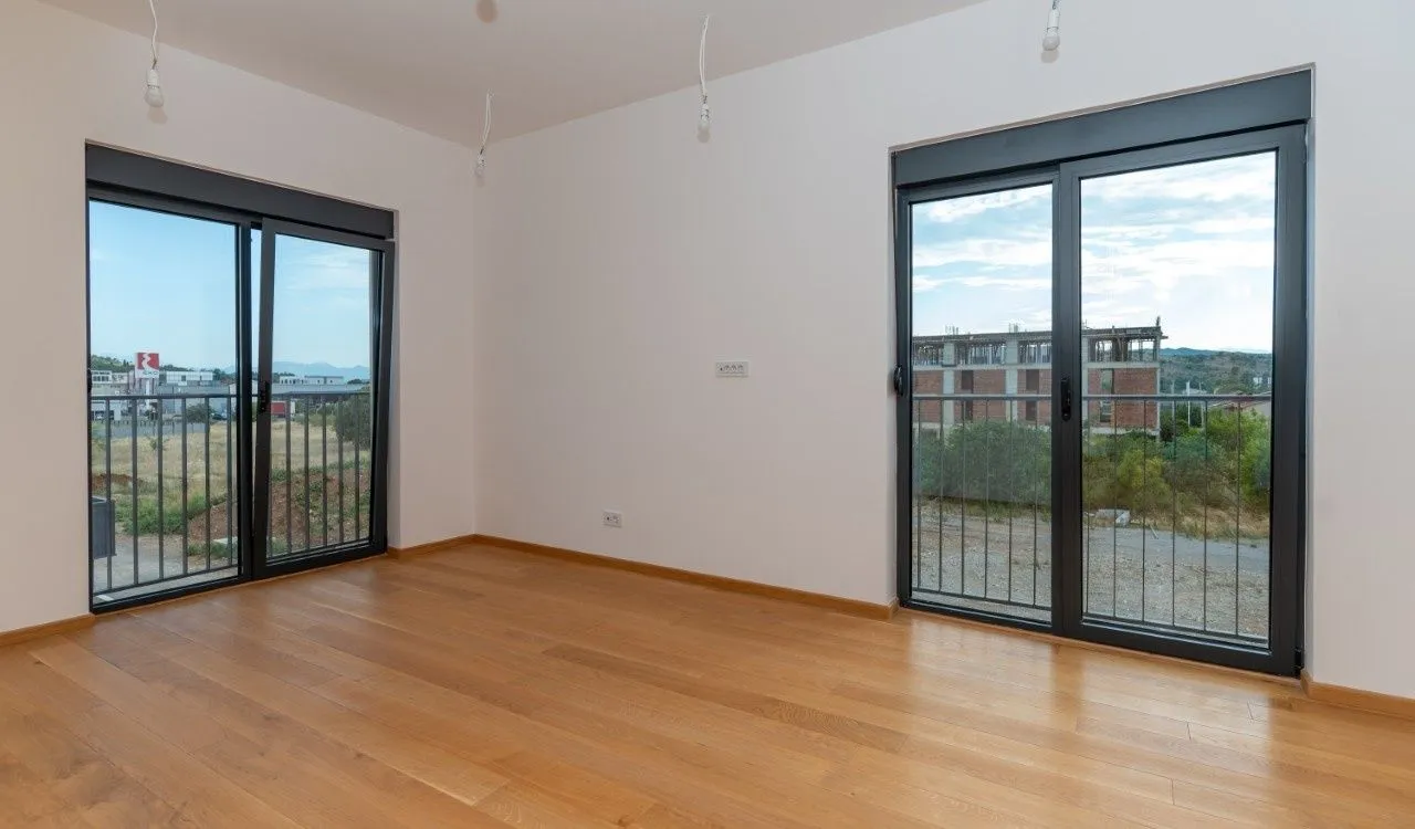 Izdavanje, stan, 173m², Zabjelo, Podgorica